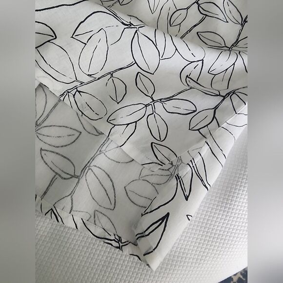 Cynthia Rowley Linen Minimalist Coastal White and Black Leaf Blouse - Picture 10 of 10